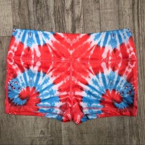 Crops and clean shorts